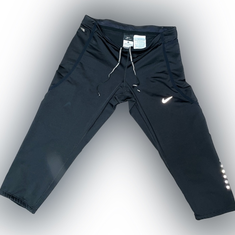 NWOT Nike running Capri leggings